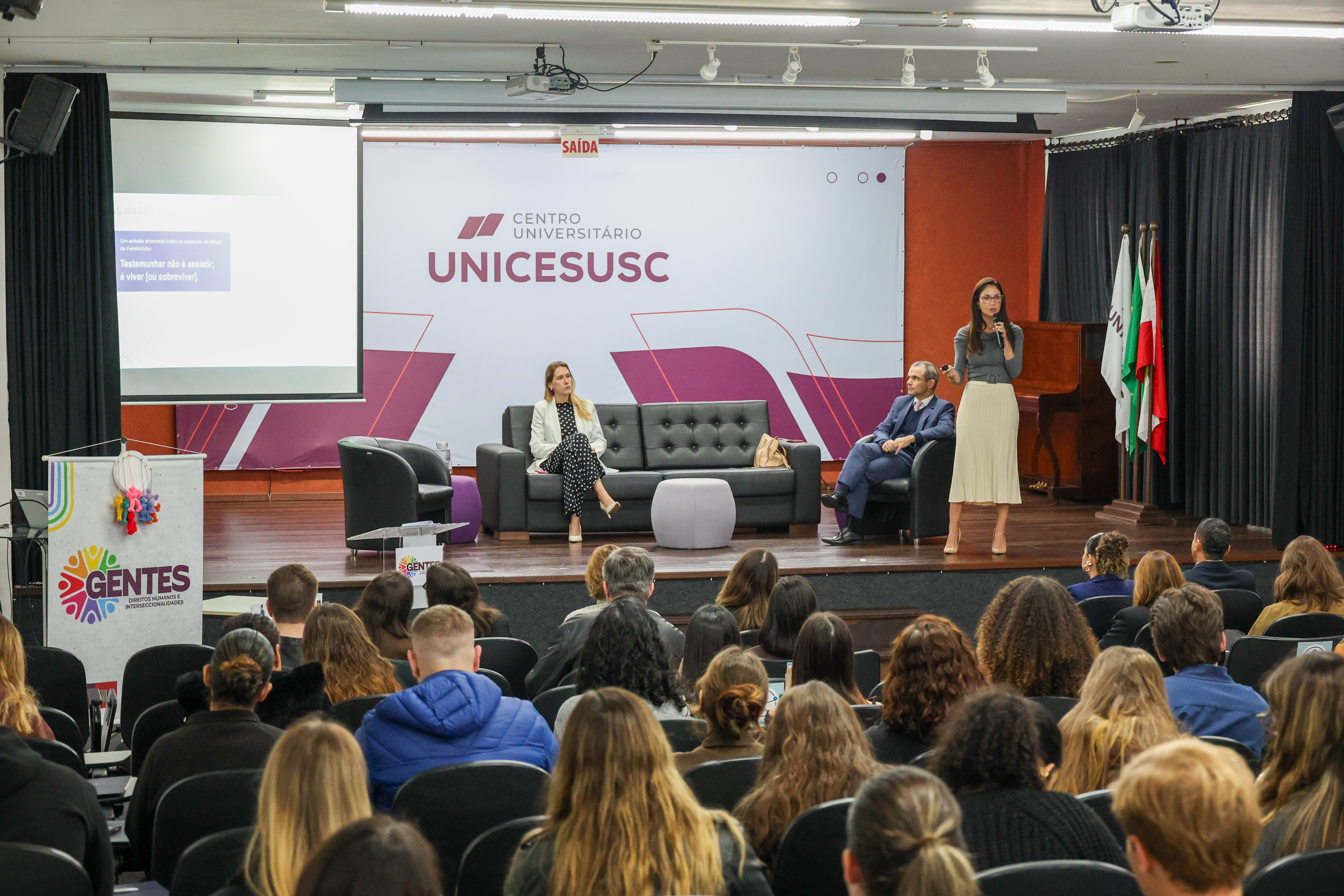 Coordenadora-Geral do NEAVIT palestra sobre marcas da violência e órfãos do feminicídio
