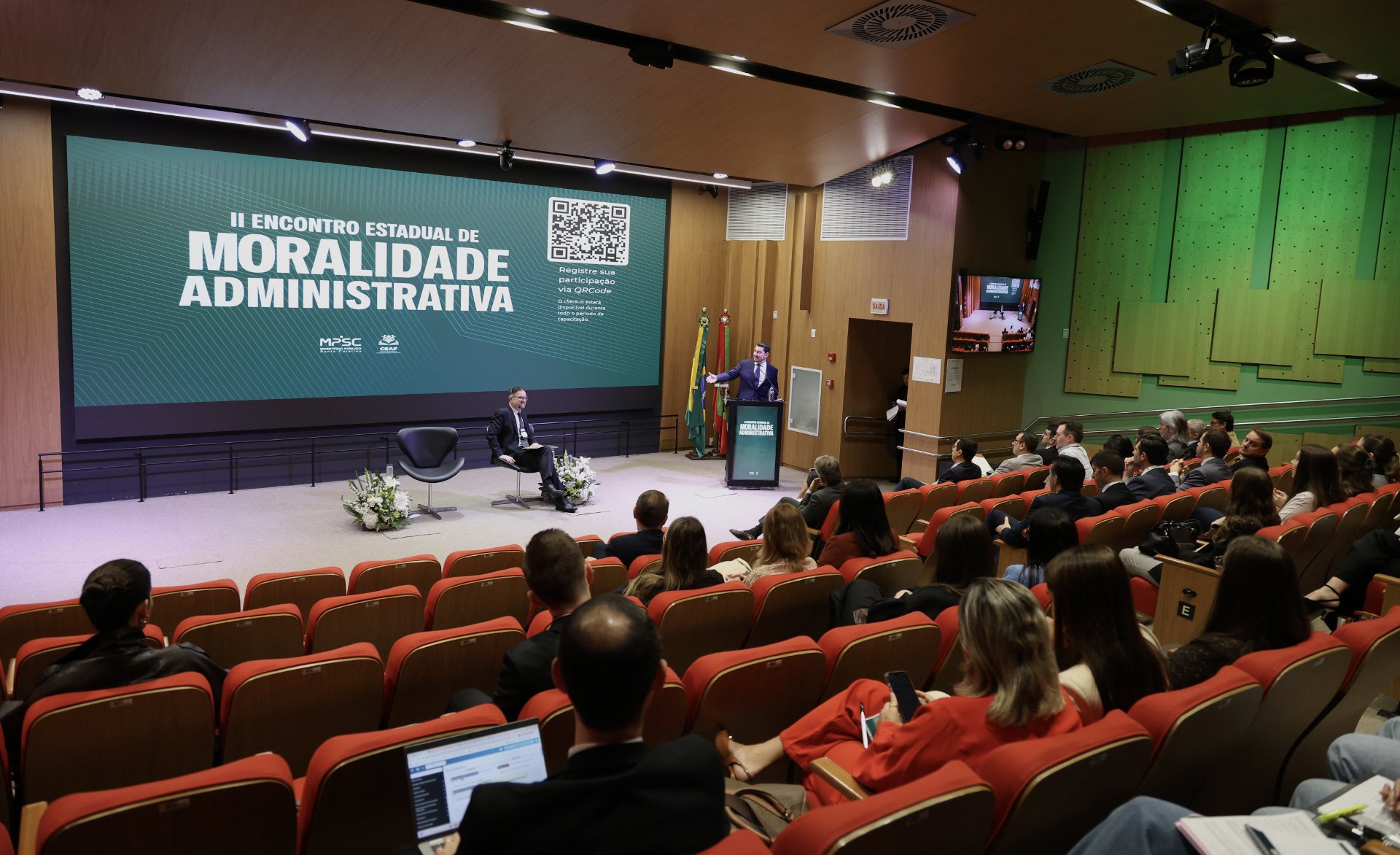 Especialistas discutem novos desafios e transformações da moralidade administrativa em evento do MPSC