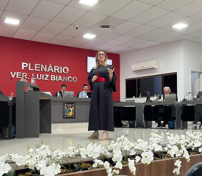 Condenado homem que tentou matar a esposa por ela pedir que ele procurasse tratamento psicológico, em Braço do Norte