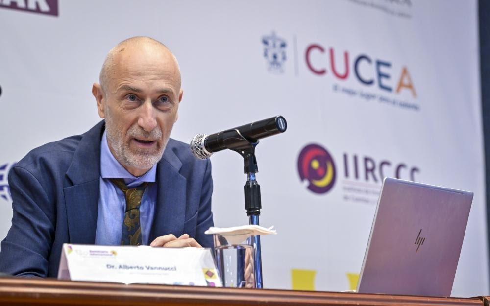 Referência internacional em estudos sobre corrupção, pesquisador italiano Alberto Vannucci ministrará palestra e workshop em Florianópolis